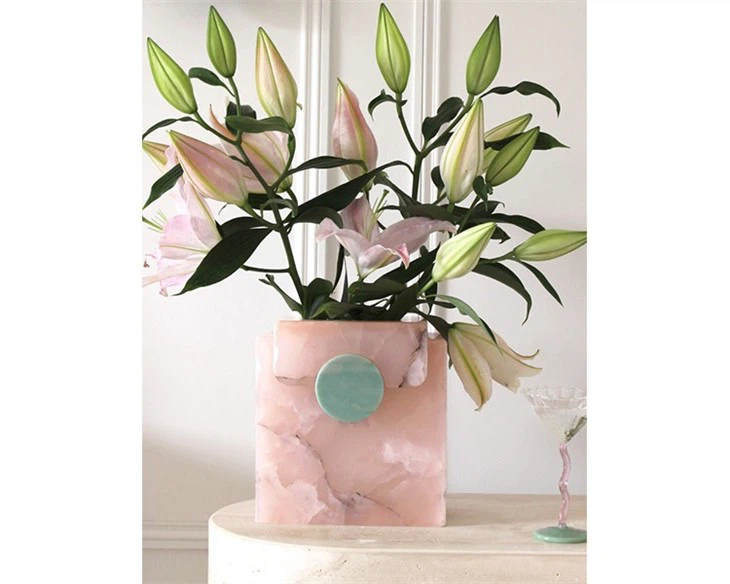 marble vase marble vase