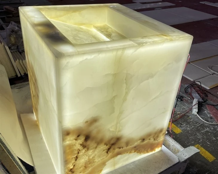 White Onyx Basin